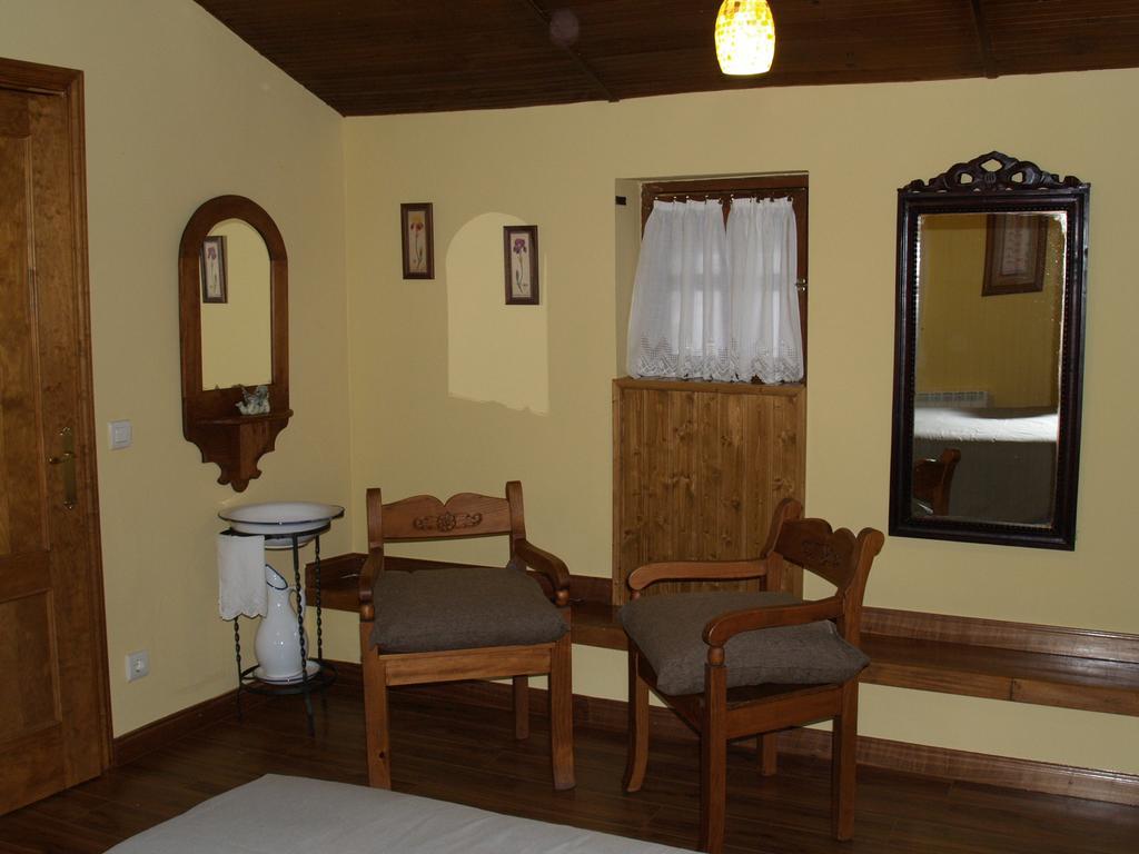 La Casa Del Vado Casa de hóspedes Hervás Exterior foto